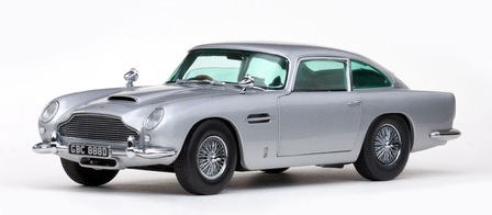 1/18 1963 Aston Martin DB5 Silver Grey