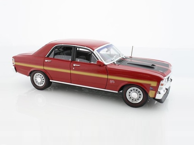 1/24 1969 Ford Falcon XW GTHO (Candy Apple Red)