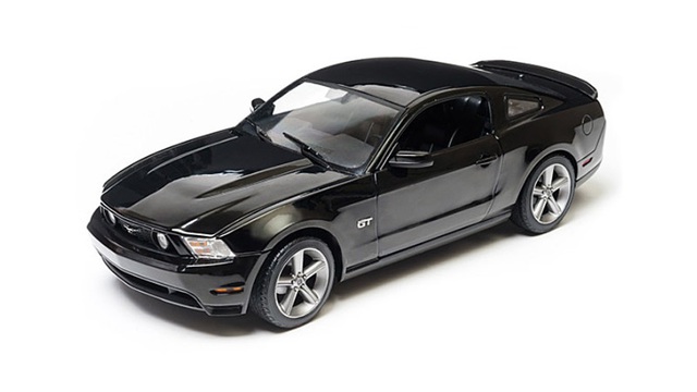1/18 2010 Mustang GT (Black)