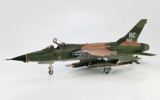 1/72 1959 F-105D Thunderchief