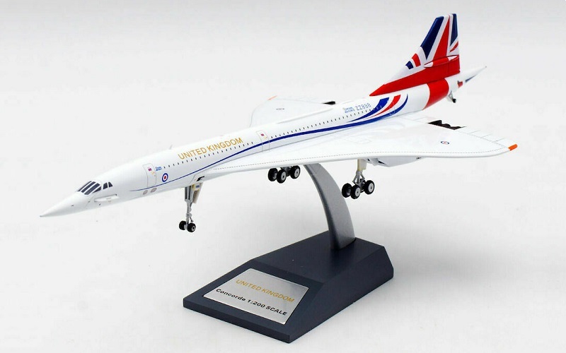 1:200 UK Flag Concorde ZZ888RAF - AWESOME COLLECTABLES