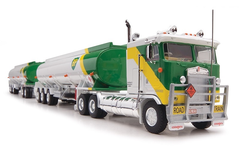 1/64 BP Tanker Triple Road Train