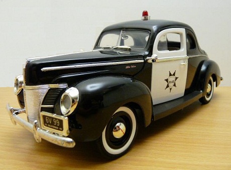 1940 Ford deluxe coupe diecast #2