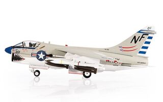 1/72 1979 Vought A-7E Corsair II, USN Blue Blazers